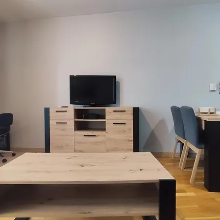 Szlak 50 By Homeprime Apartment